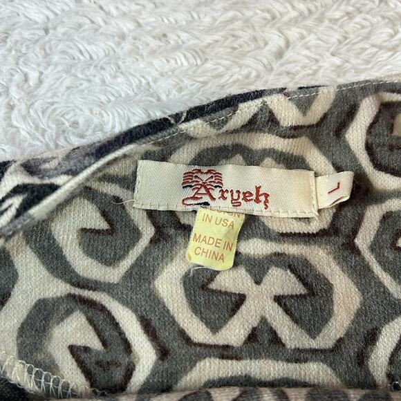 Aryeh sleeveless shift sweater dress, size L - Picture 7 of 9